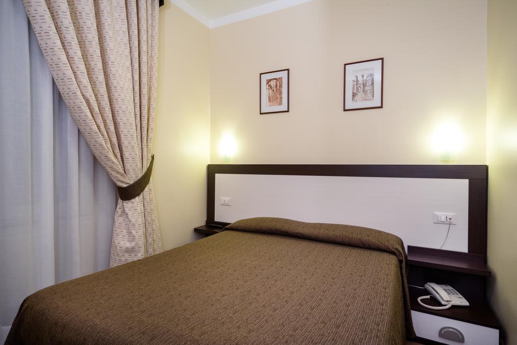 Hotel Boccascena Cenova Dış mekan fotoğraf